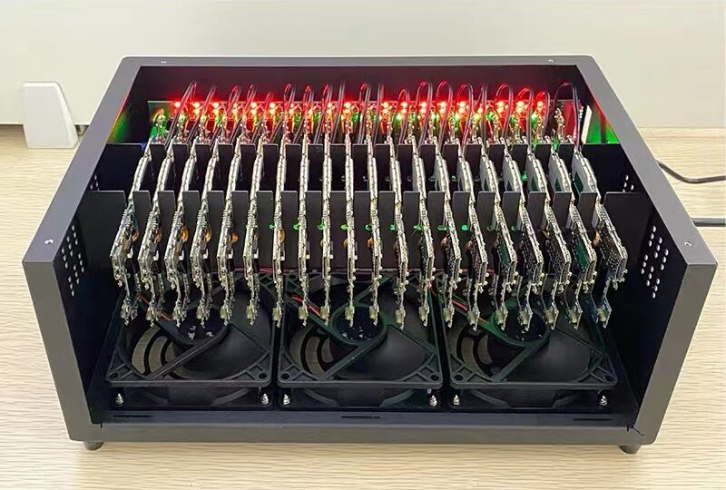 Phone farm – rząd telefonów sterowanych jednym komputerem